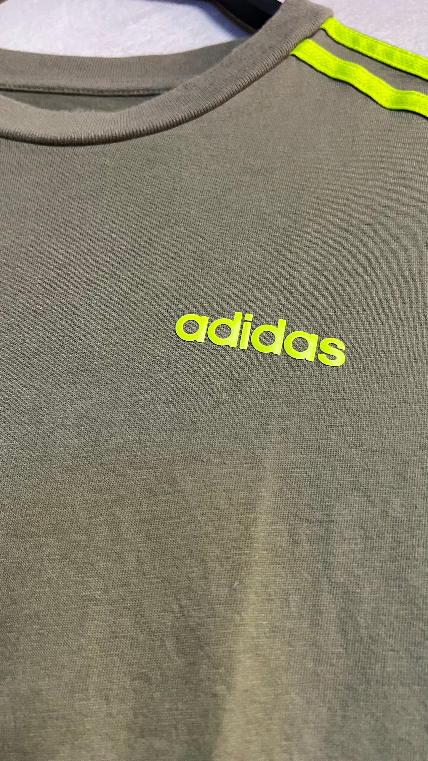 Camiseta Adidas